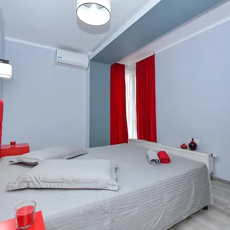 & Apartment