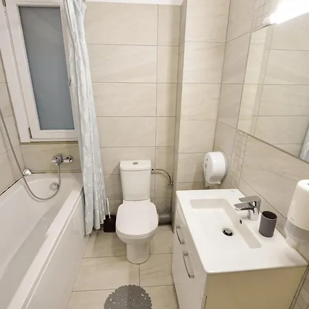 Apartment & *
