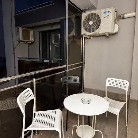 Apartament & *